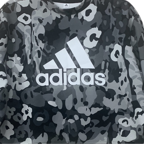 Adidas Sweatshirt Womens Small Black White Camo All Over Print Cropped Pullover - Picture 5 of 10